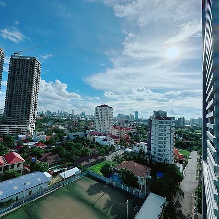 Infinity 28 Hotel And Residence Phnom Penh Esterno foto