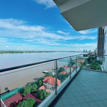 Infinity 28 Hotel And Residence Phnom Penh Esterno foto