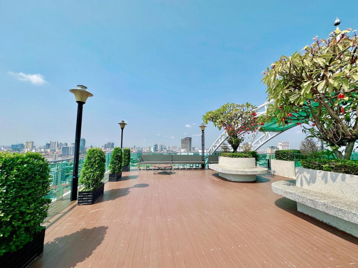 Infinity 28 Hotel And Residence Phnom Penh Esterno foto
