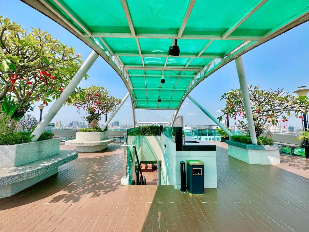 Infinity 28 Hotel And Residence Phnom Penh Esterno foto
