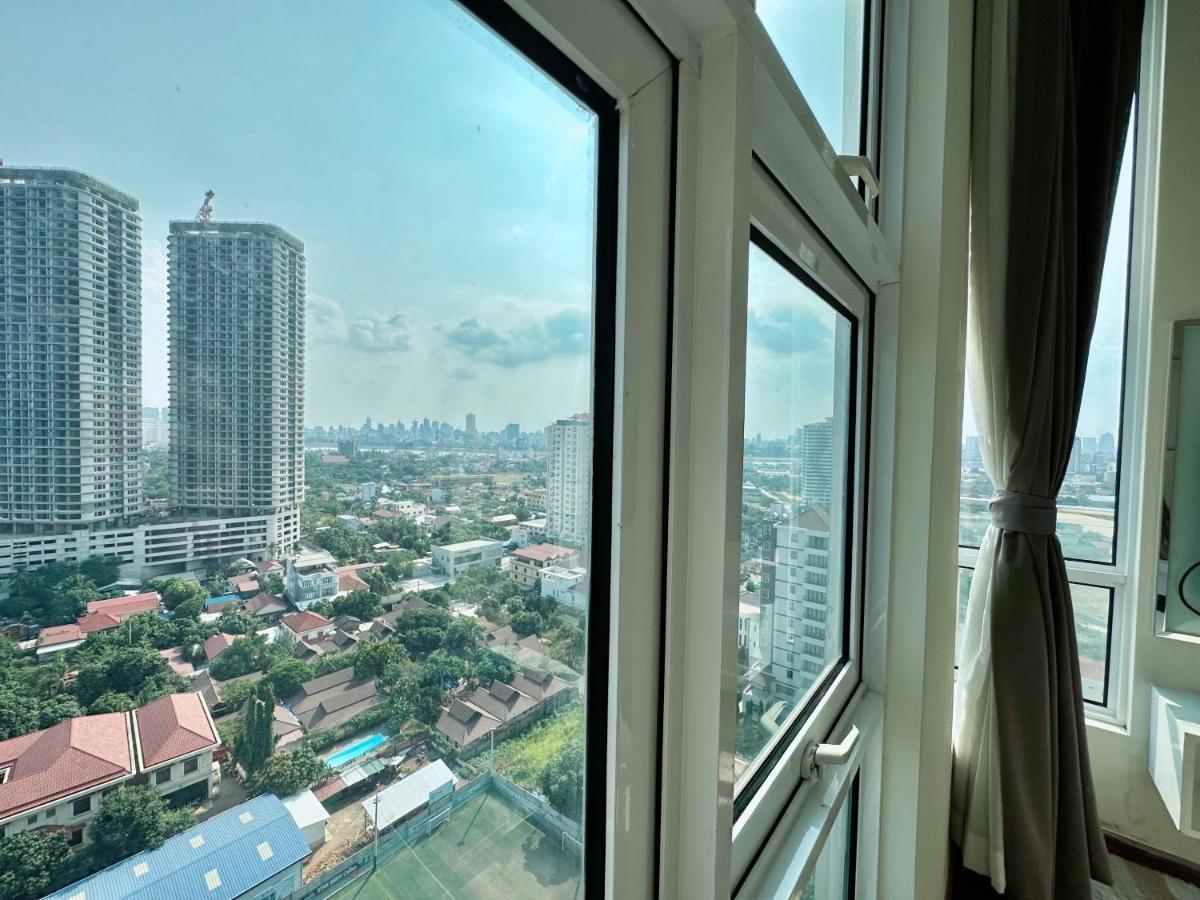 Infinity 28 Hotel And Residence Phnom Penh Esterno foto