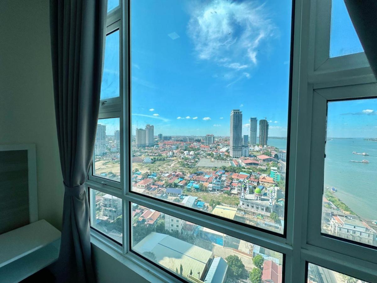 Infinity 28 Hotel And Residence Phnom Penh Esterno foto