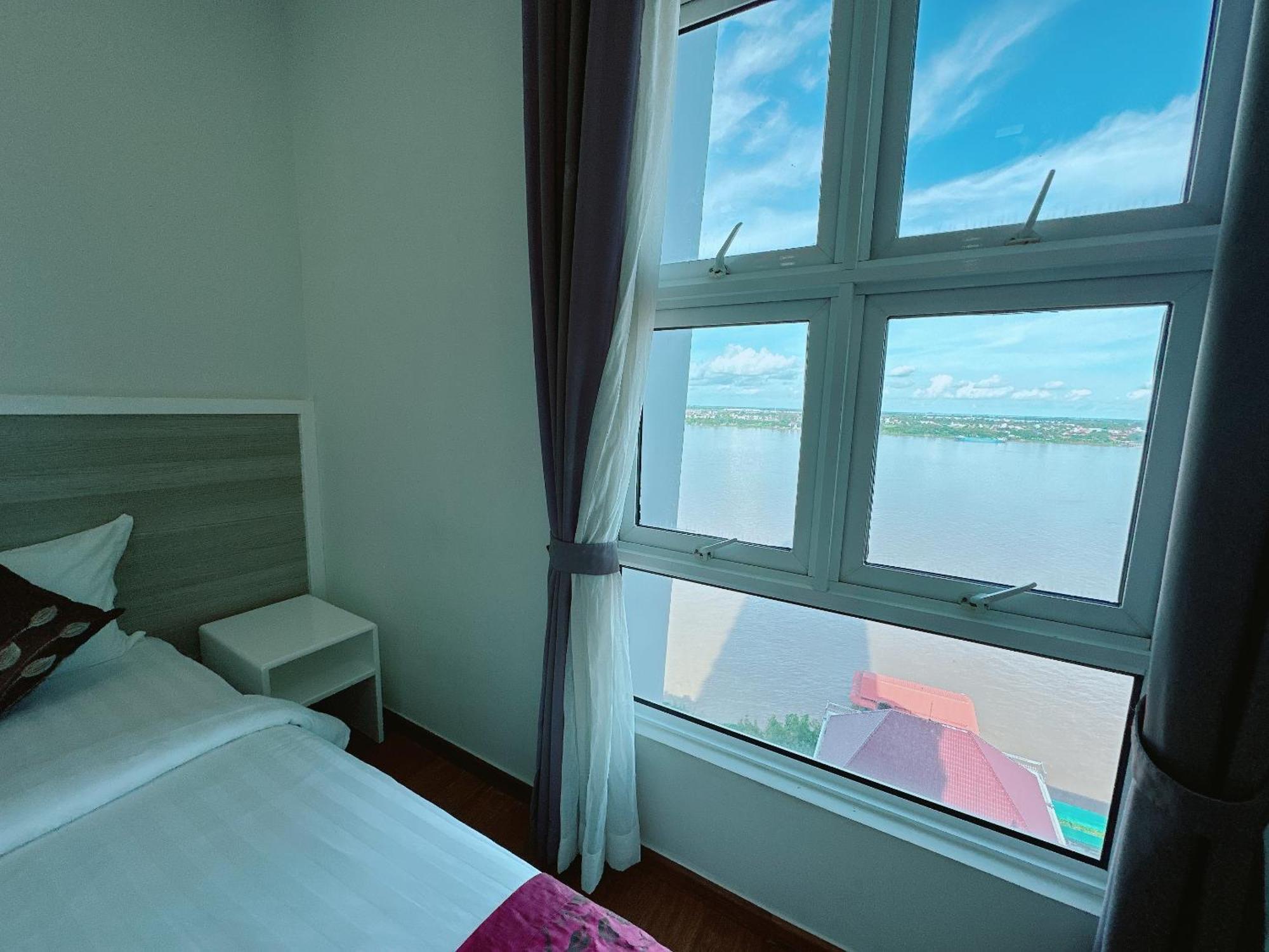 Infinity 28 Hotel And Residence Phnom Penh Esterno foto